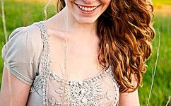 火车上顶着妈妈下面好热好紧